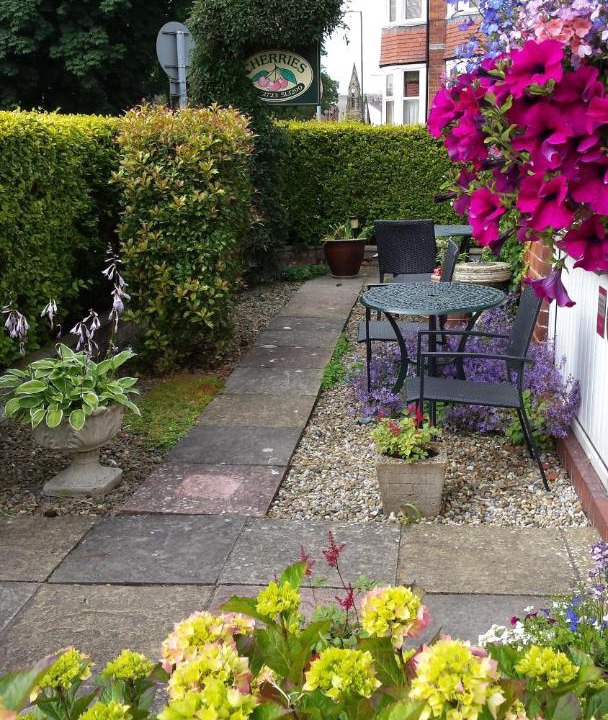 Photo of Others in Muston