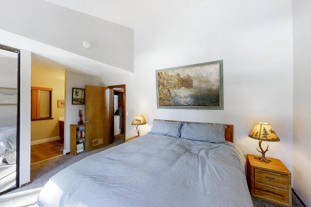 Photo of Others in Lakeshore