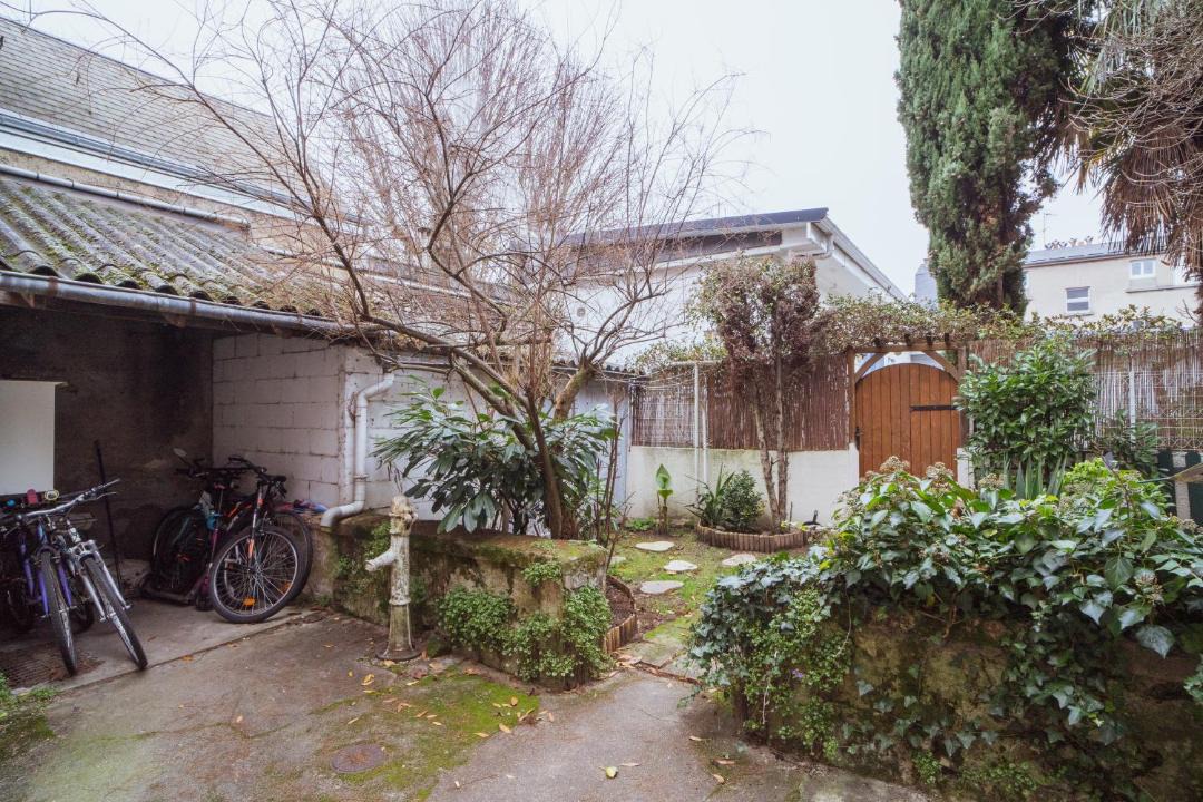 Photo of Buildings in La Fuye-Velpeau