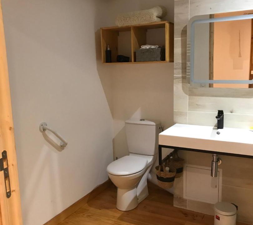 Photo of Others in Nistos