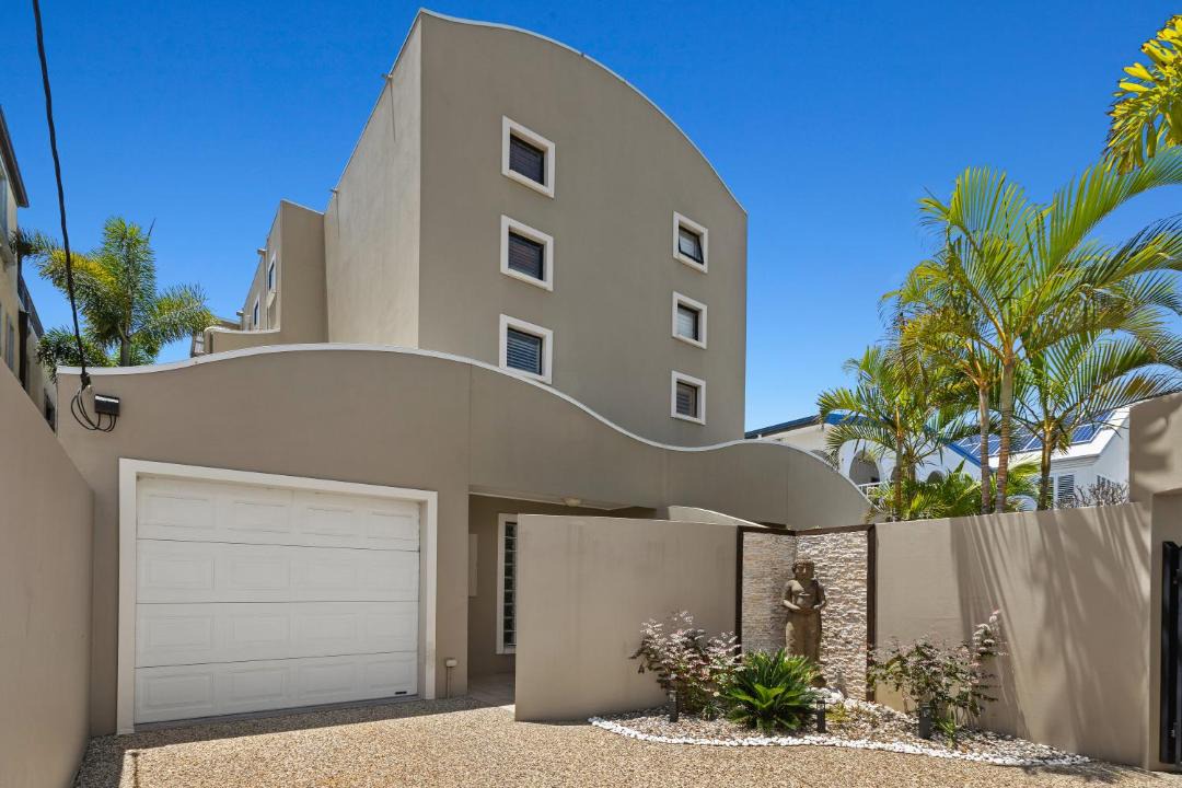 Photo of Others in Mermaid Beach