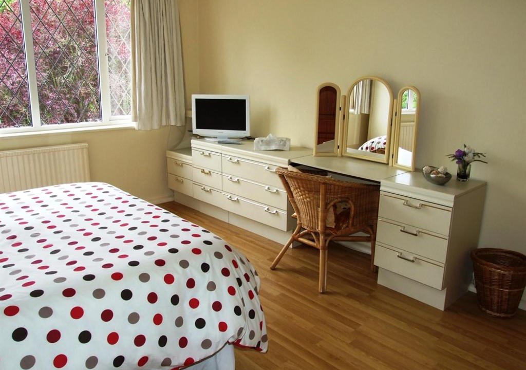 Photo of Bedroom in Hampton-in-Arden
