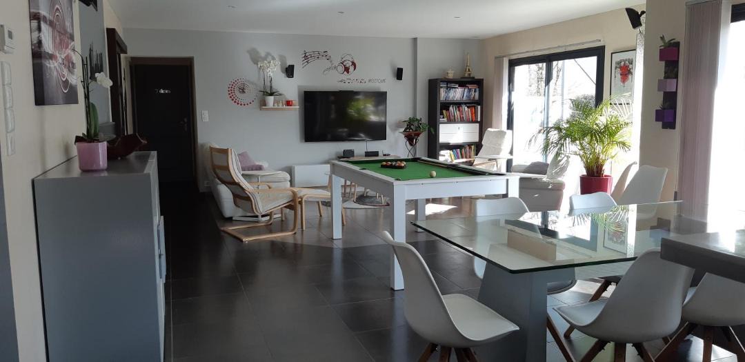 Photo of Livingroom in Surzur