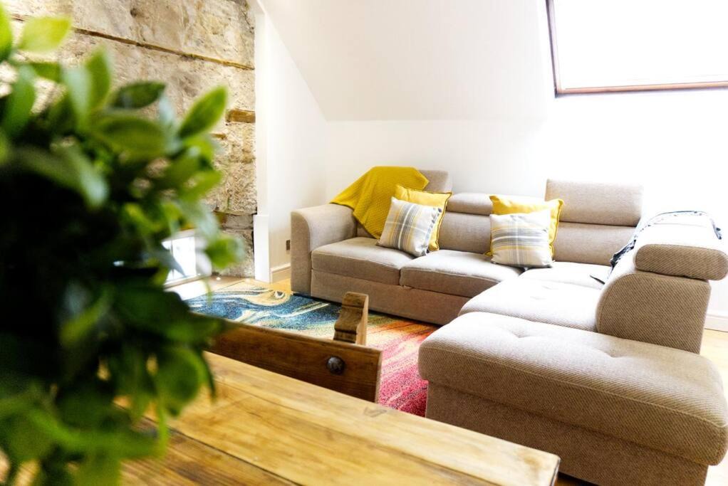 Photo of Others in Airth