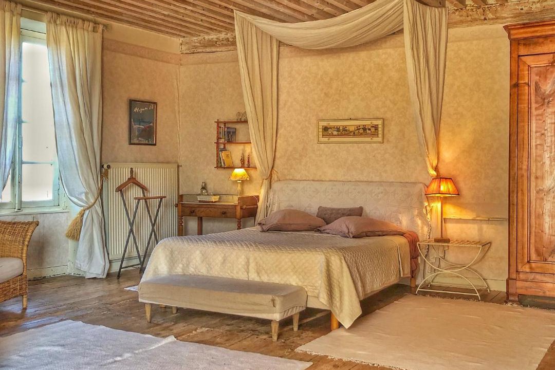 Photo of Bedroom in Chadeleuf