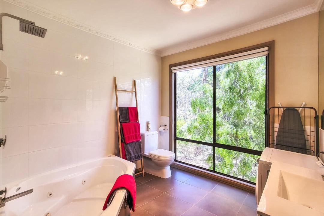 Photo of Bathroom in Hepburn Springs