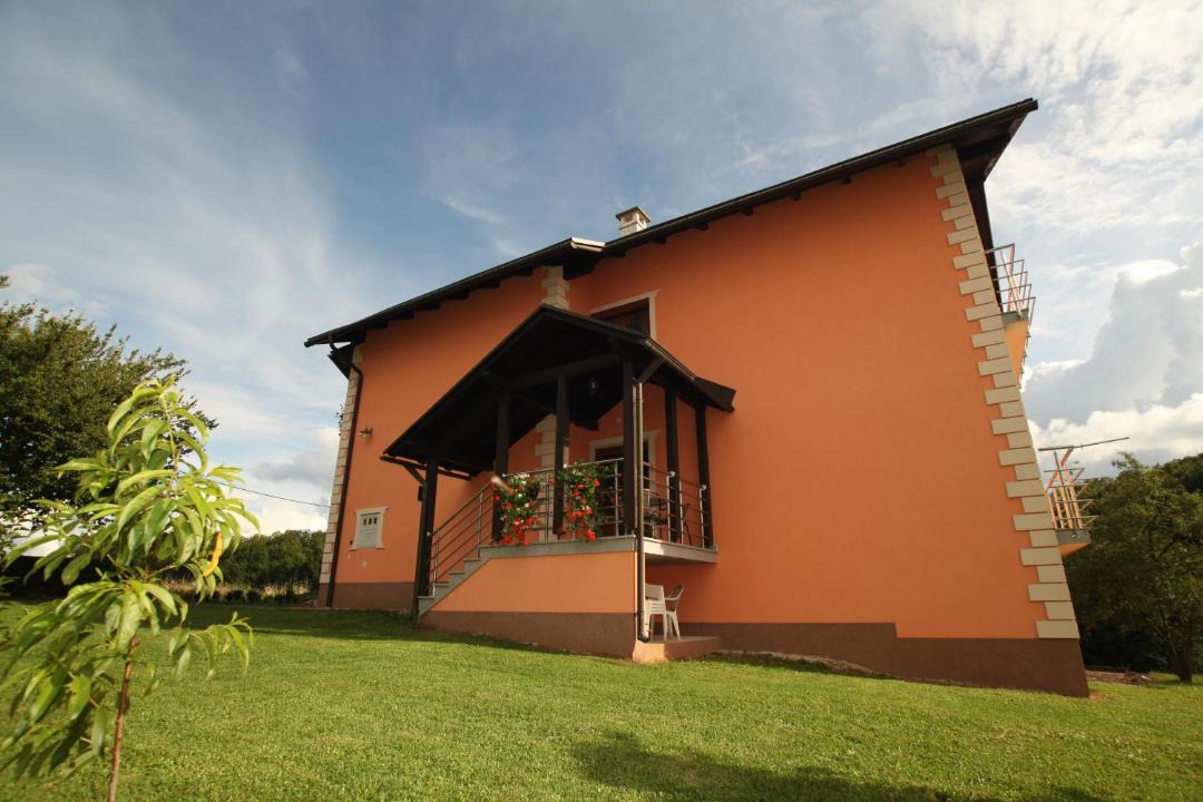 Photo of Buildings in Otocac