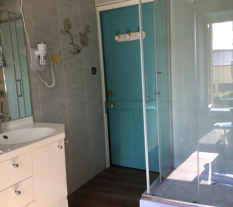 Photo of Bathroom in La Chapelle-Blanche