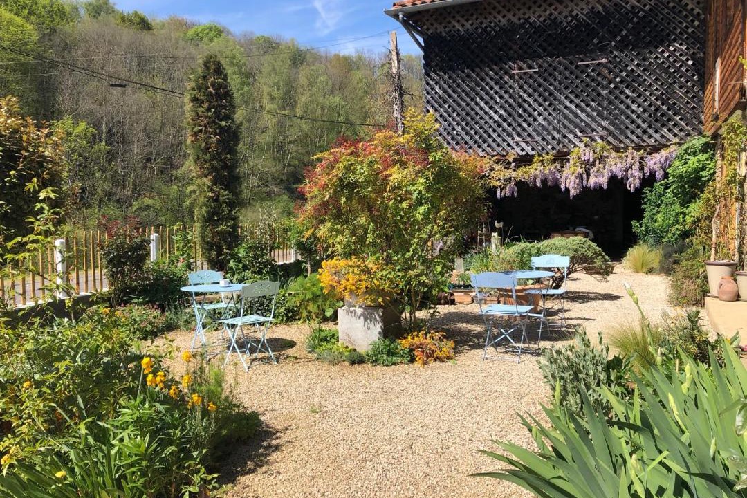 Photo of Others in Chein-Dessus