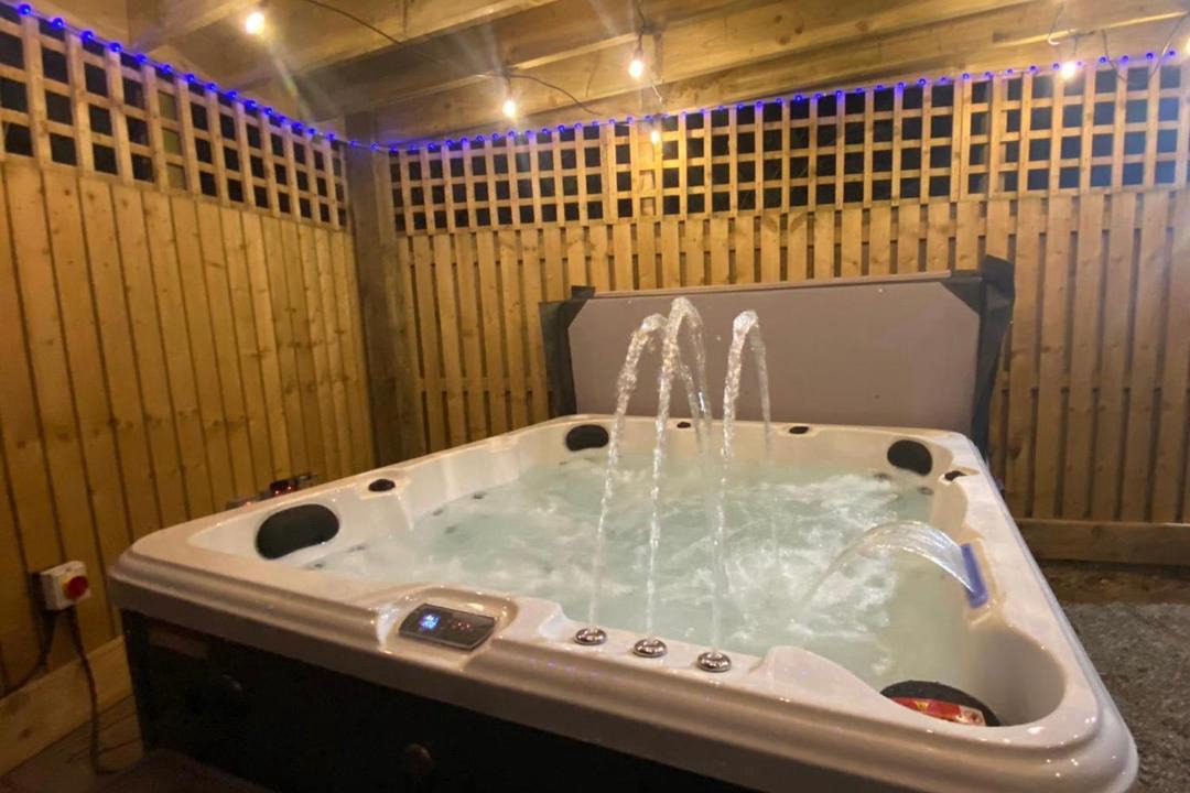 Photo of Others in Low Catton