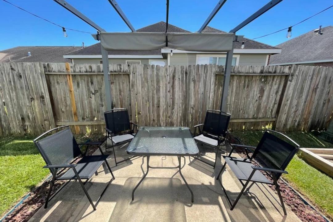 Photo of Patio Balcony in Humble