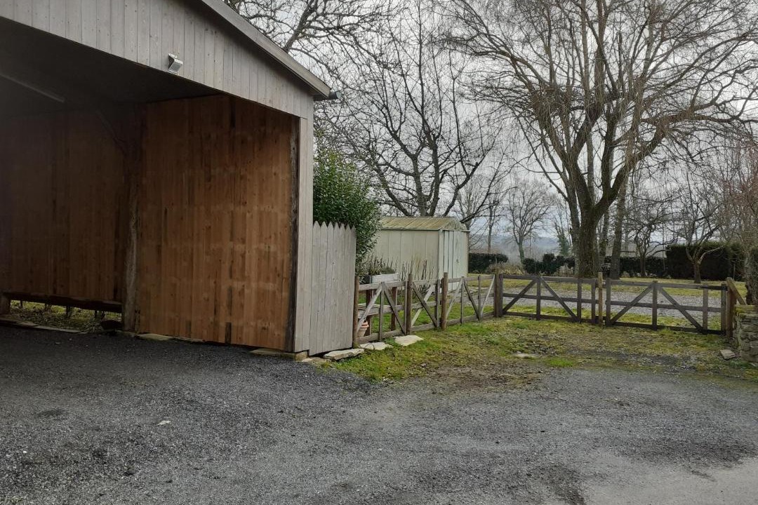 Photo of Buildings in Azerables