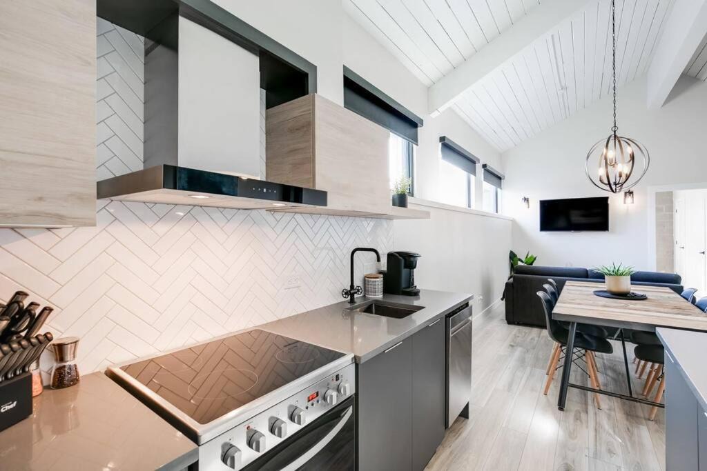 Photo of Kitchen in Laval