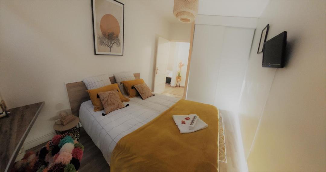 Photo of Bedroom in Bourg-de-Peage