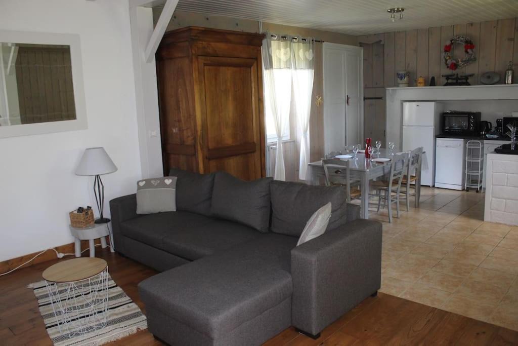 Photo of Livingroom in Saint-Pierre-de-Chignac