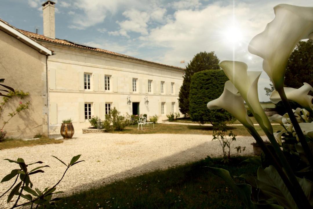 Photo of Buildings in Lachaise