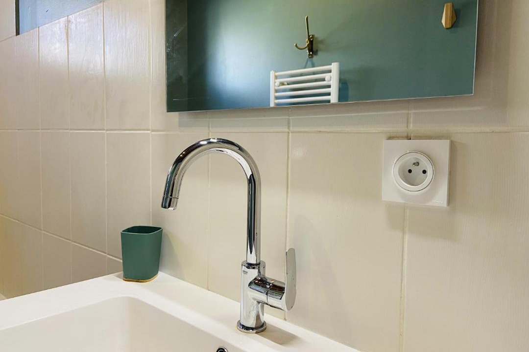 Photo of Others in Illats