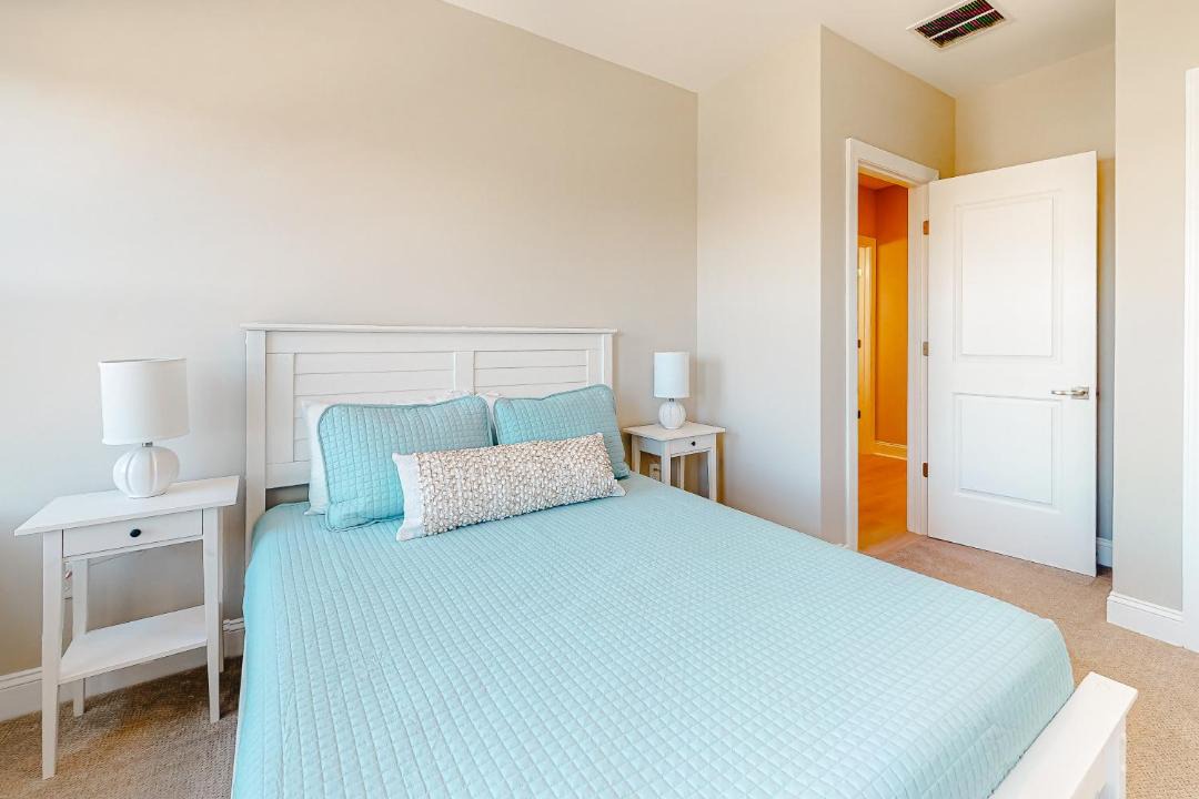 Photo of Bedroom in Fenwick Island