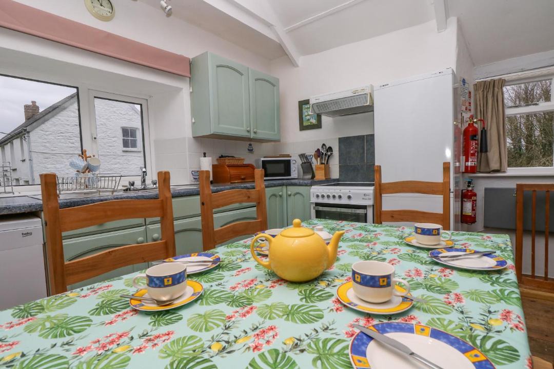 Photo of Livingroom in Helford Passage