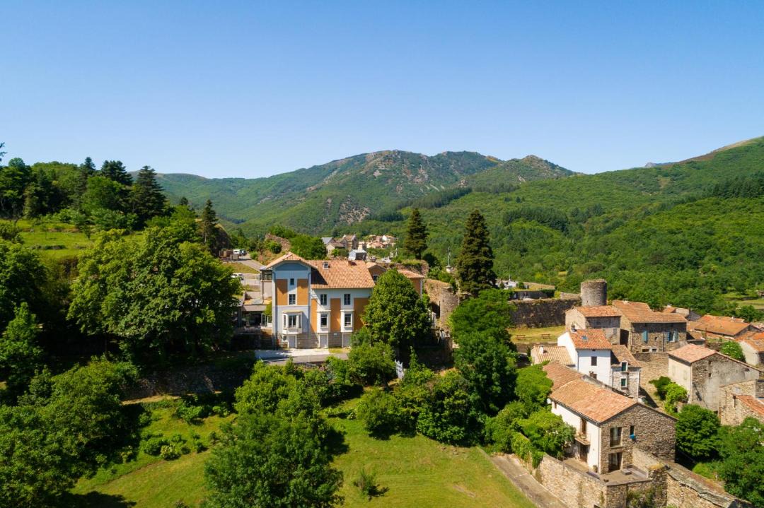 Photo of Others in St Gervais sur Mare