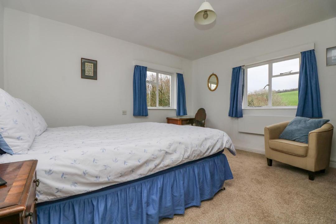 Photo of Bedroom in Helford Passage