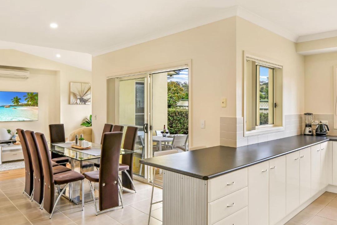 Photo of Others in Black Head