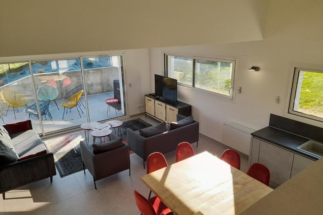 Photo of Livingroom in Cessenaz