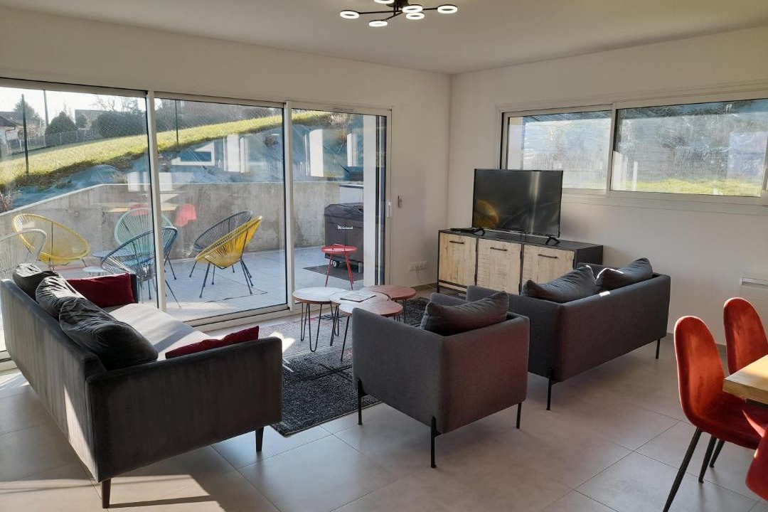 Photo of Livingroom in Cessenaz