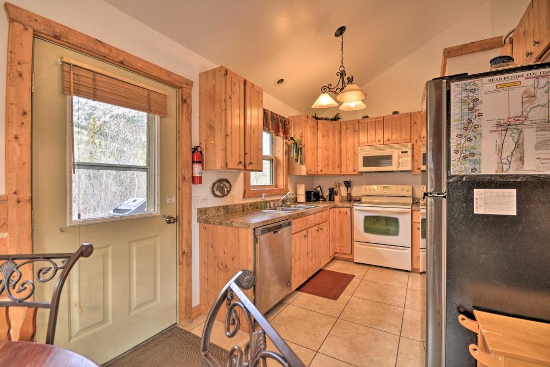 Photo of Kitchen in McLeod