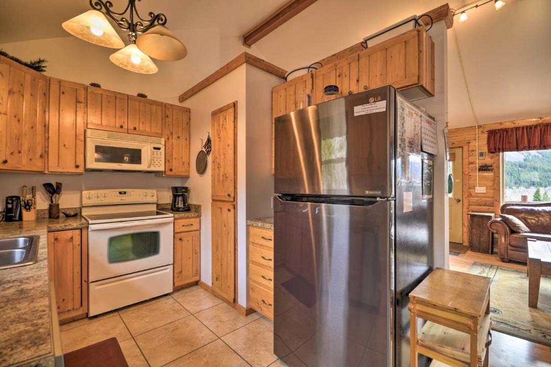 Photo of Kitchen in McLeod