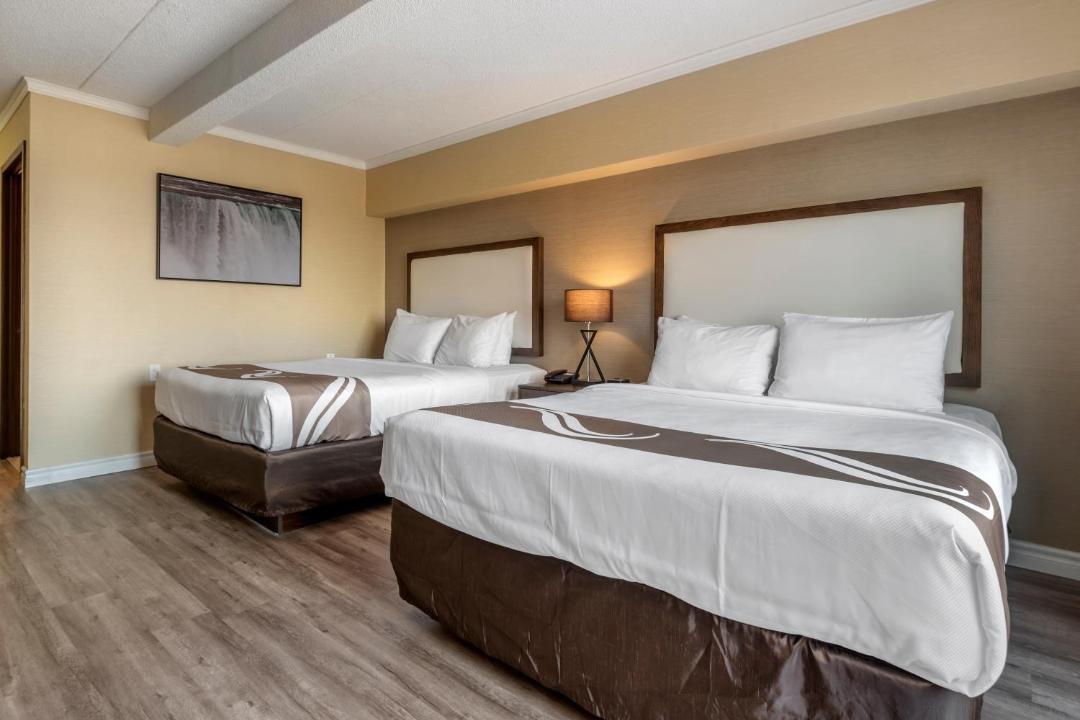 Photo of Bedroom in Fallsview