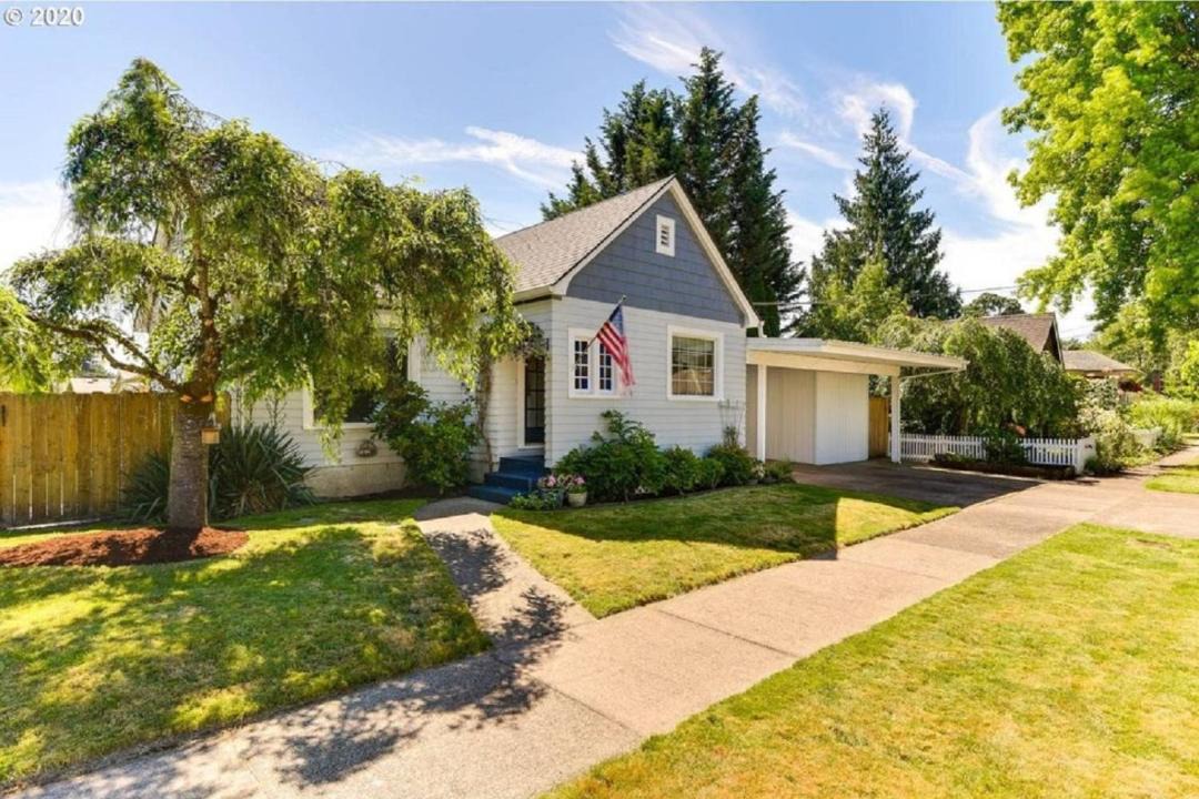 Photo of Others in Newberg