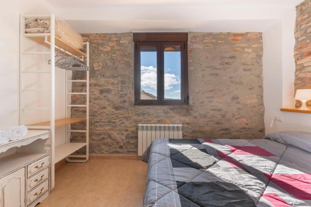 Photo of Bedroom in Monteagudo del Castillo