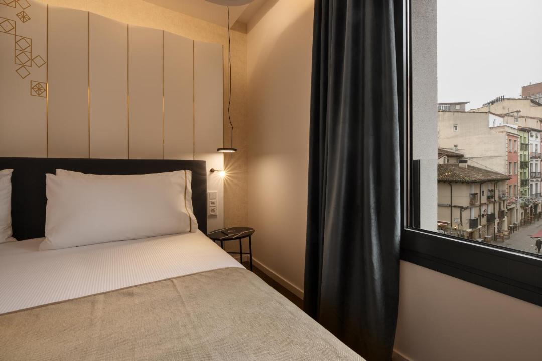 Photo of Bedroom in Logrono City Centre