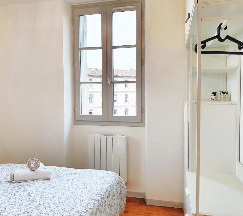 Photo of Bedroom in Toulouse City-Centre