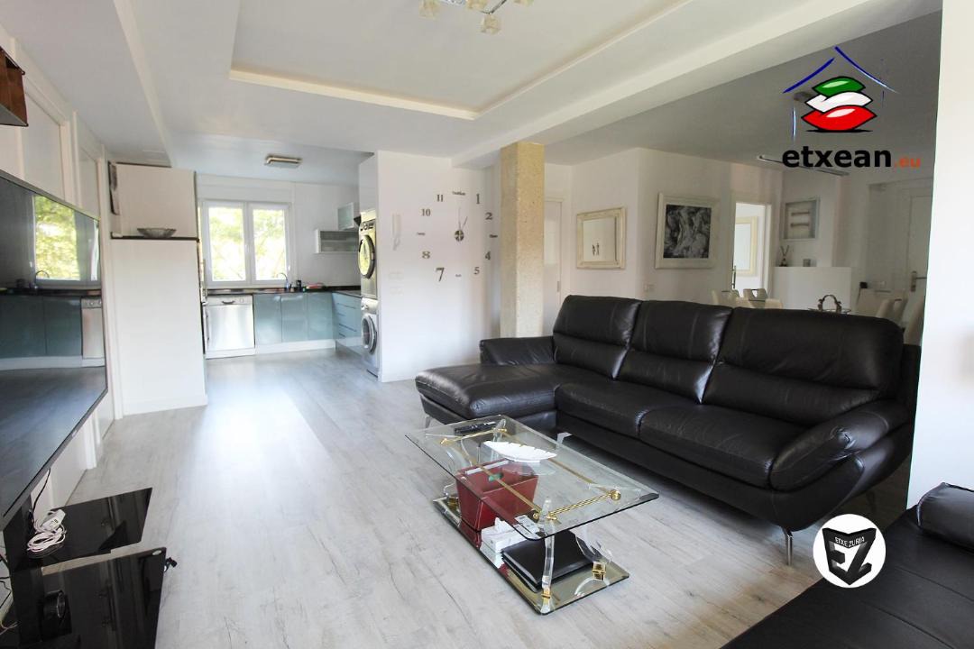 Photo of Livingroom in Txagorritxu