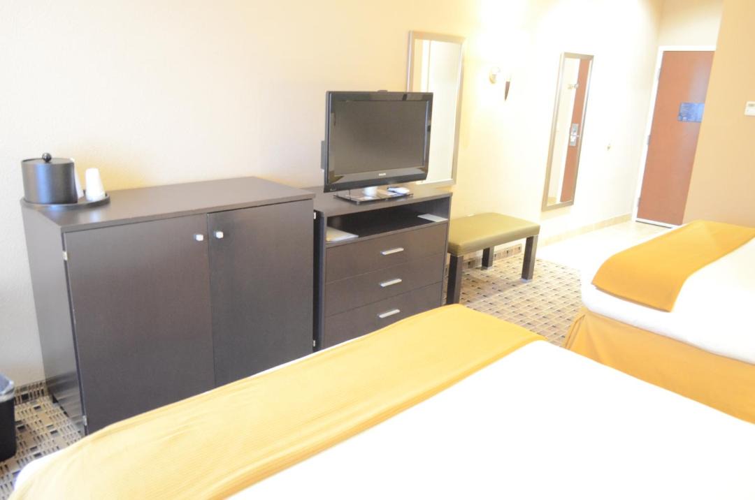 Photo of Others in George Bush Park/Eldridge