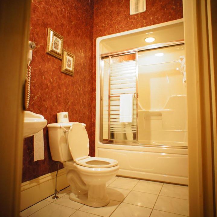 Photo of Bathroom in St. Andrews