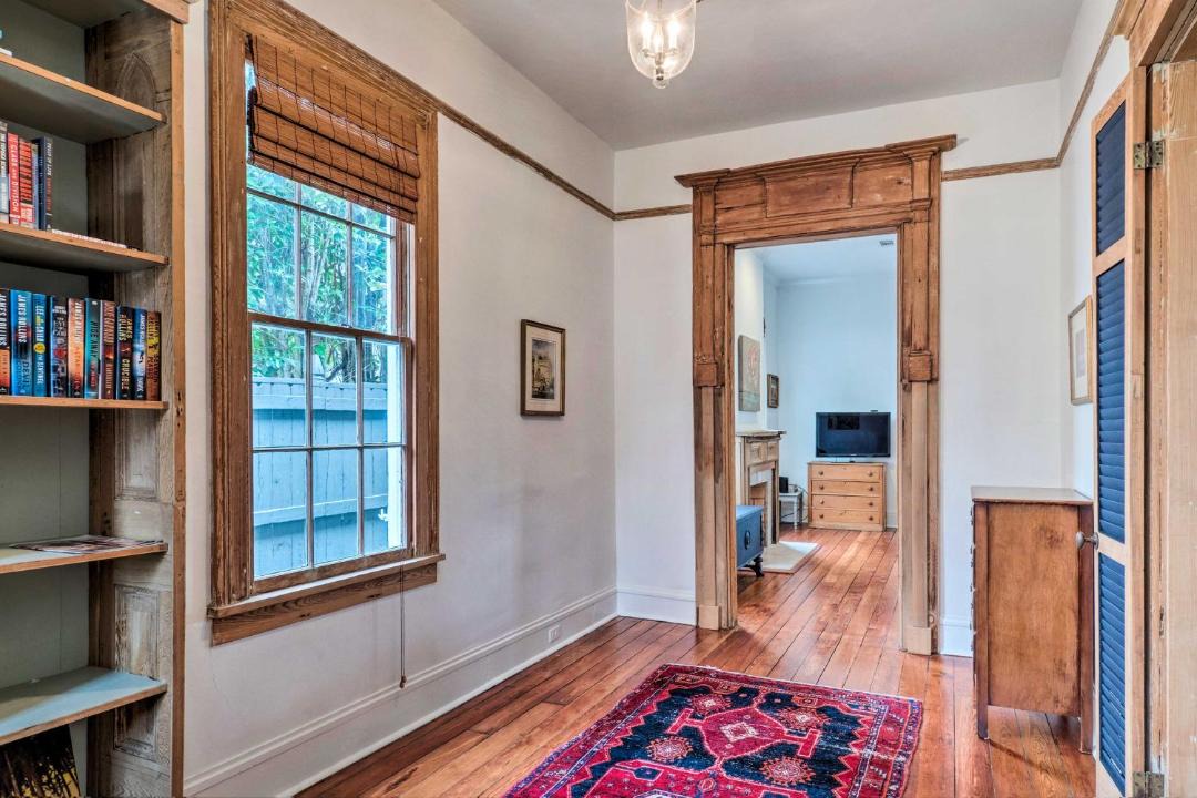 Photo of Livingroom in Natchez