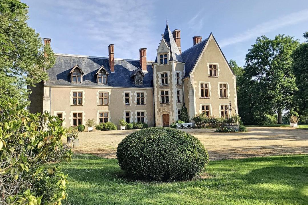 Photo of Others in Reboursin