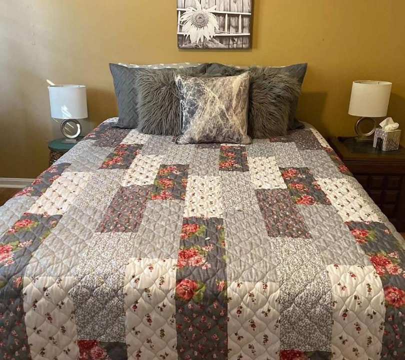Photo of Bedroom in Woodland Hills