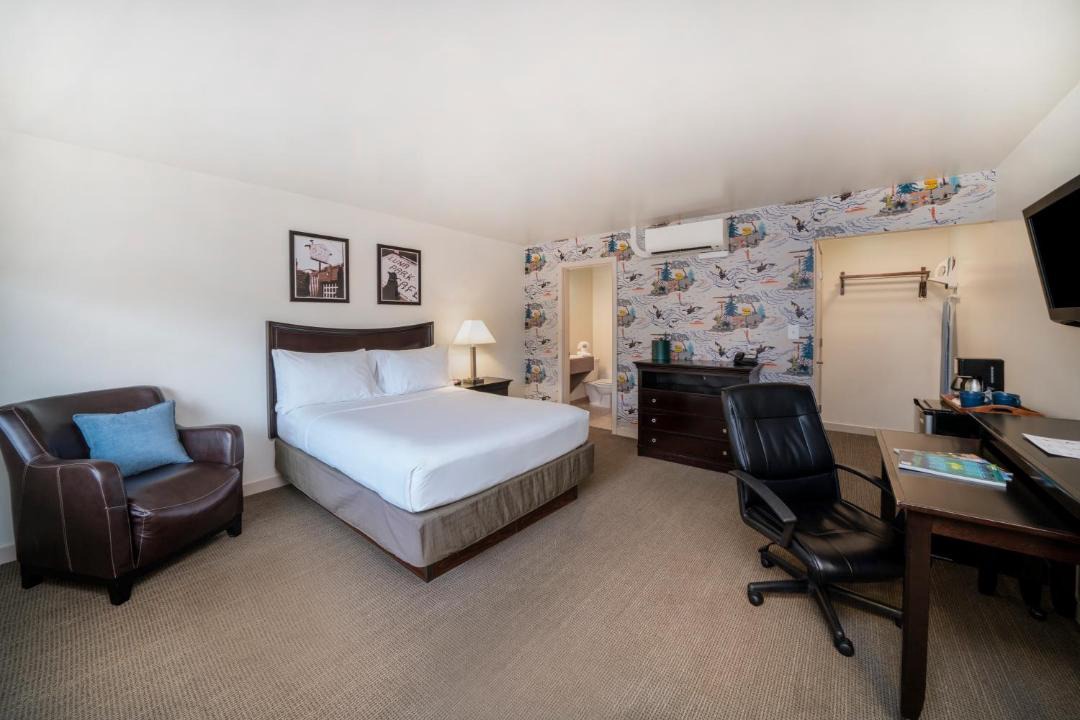 Photo of Bedroom in Fairmount Park