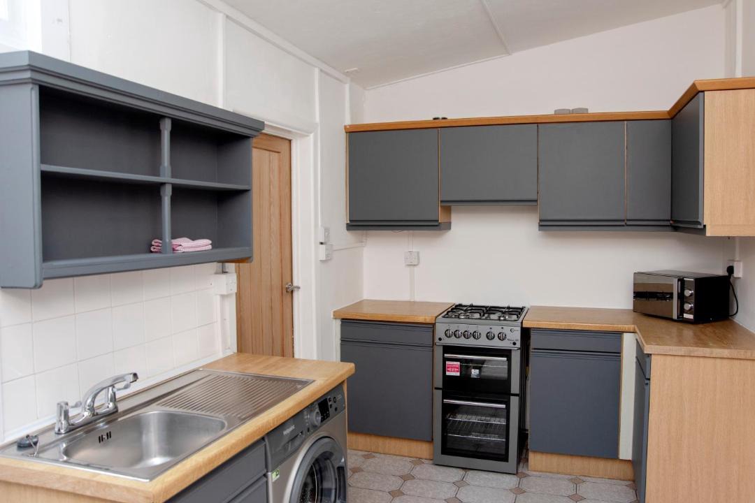 Photo of Kitchen in Six Bells