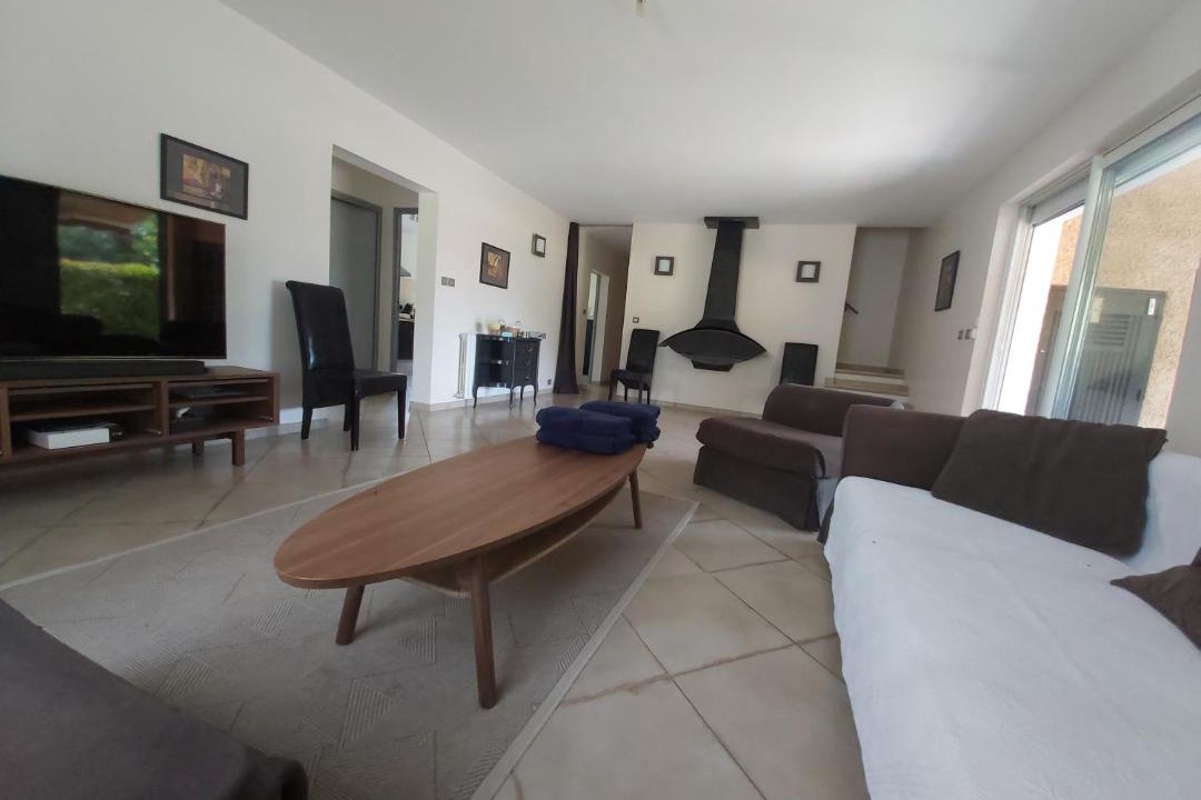 Photo of Livingroom in Mezel