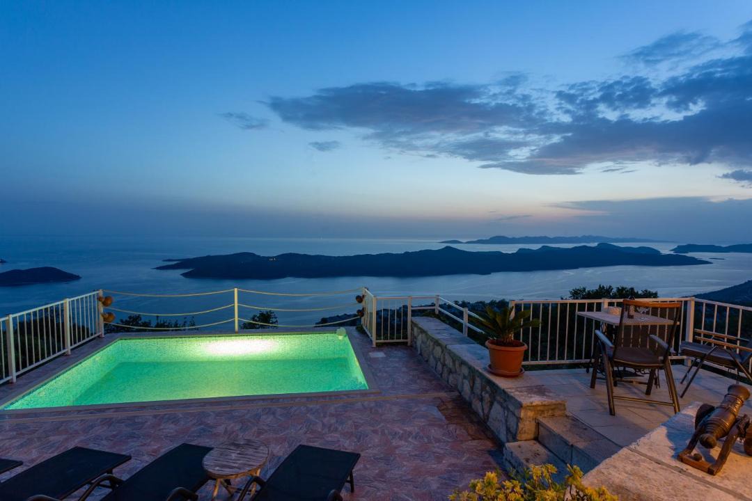 Photo of Patio Balcony in Dubrovacko Primorje