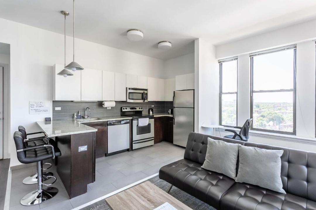 Photo of Livingroom in East Hyde Park