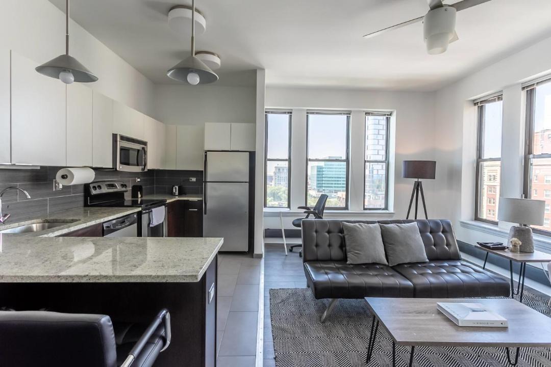 Photo of Livingroom in East Hyde Park