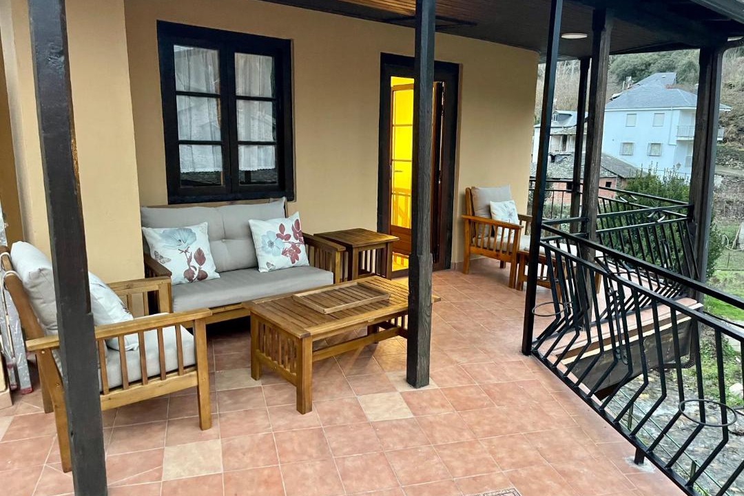 Photo of Patio Balcony in Montes de Valdueza