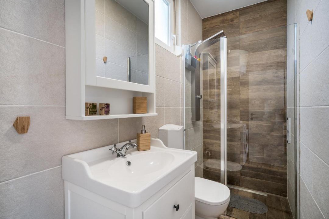 Photo of Bathroom in Radini