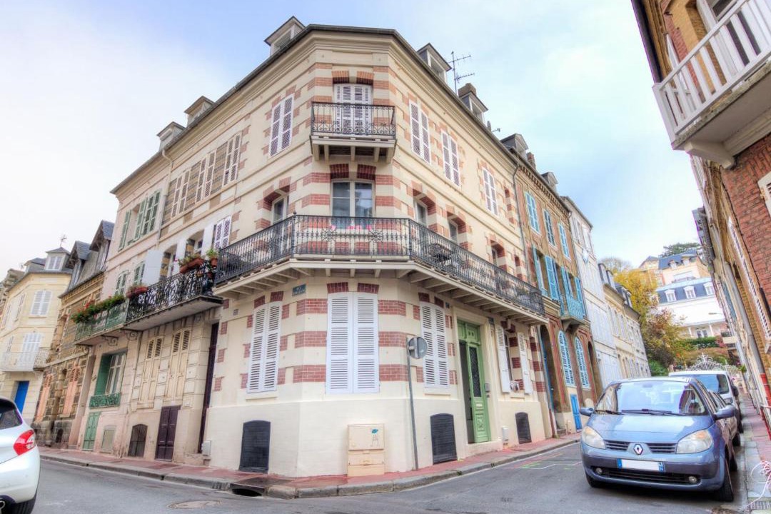 Photo of Others in Trouville-sur-Mer